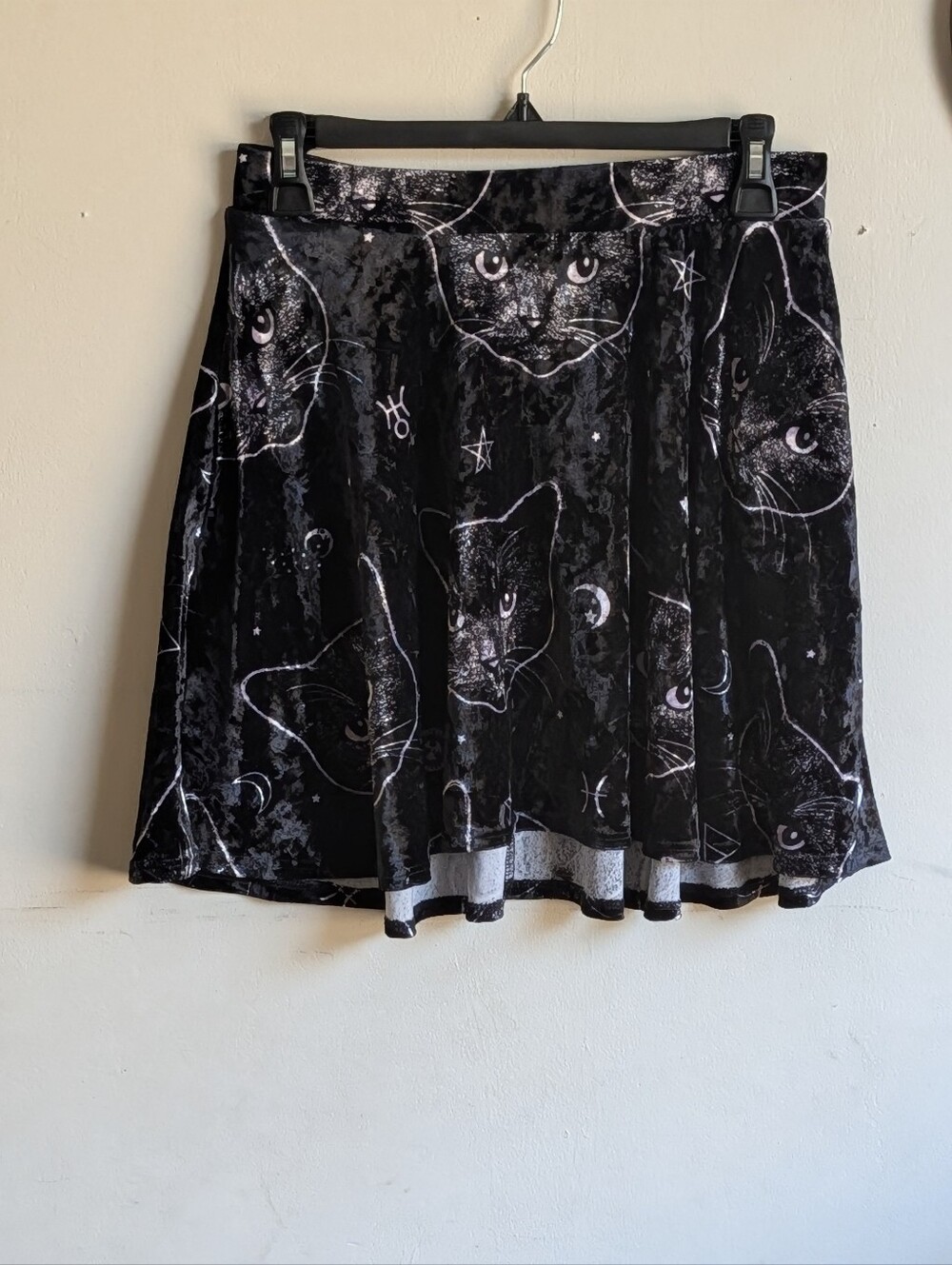 Black Velvet Cat Print A-Line Skirt